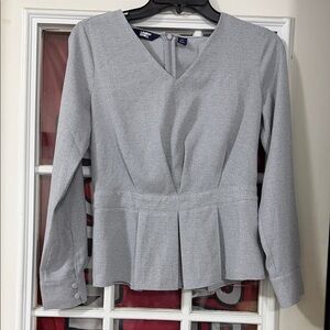 Lands' End Women's Light Gray Pleated Blouse size petite op